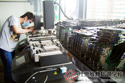 紅警電腦維修培訓學校成功接修500多萬元高端主板，彰顯技術(shù)實力